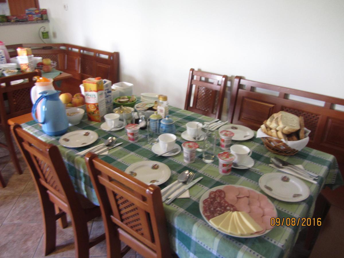 קובאריד Rooms Pri Lovrizu מראה חיצוני תמונה