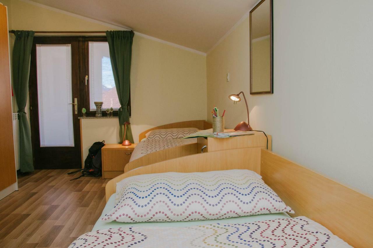 קובאריד Rooms Pri Lovrizu מראה חיצוני תמונה