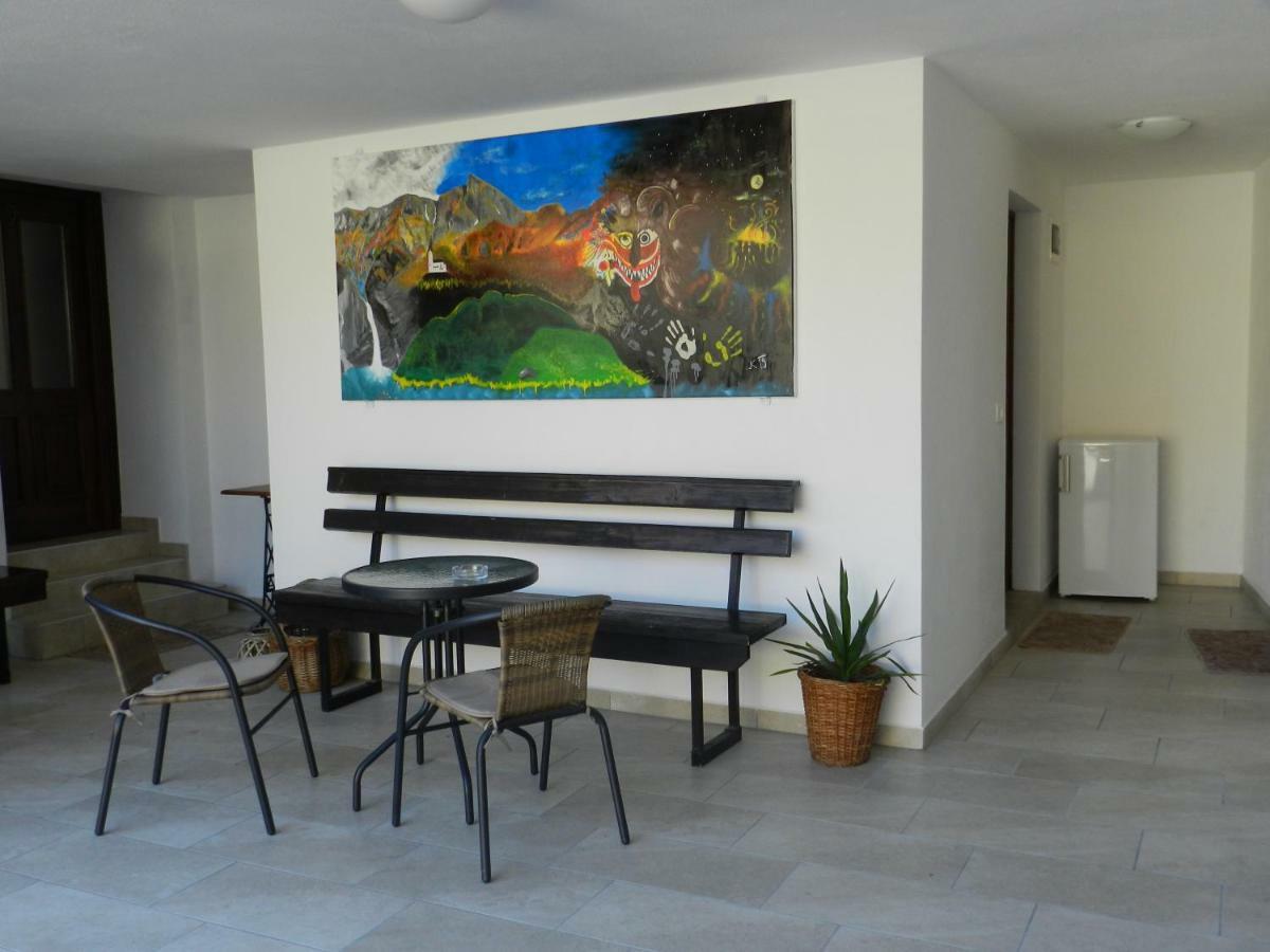 קובאריד Rooms Pri Lovrizu מראה חיצוני תמונה