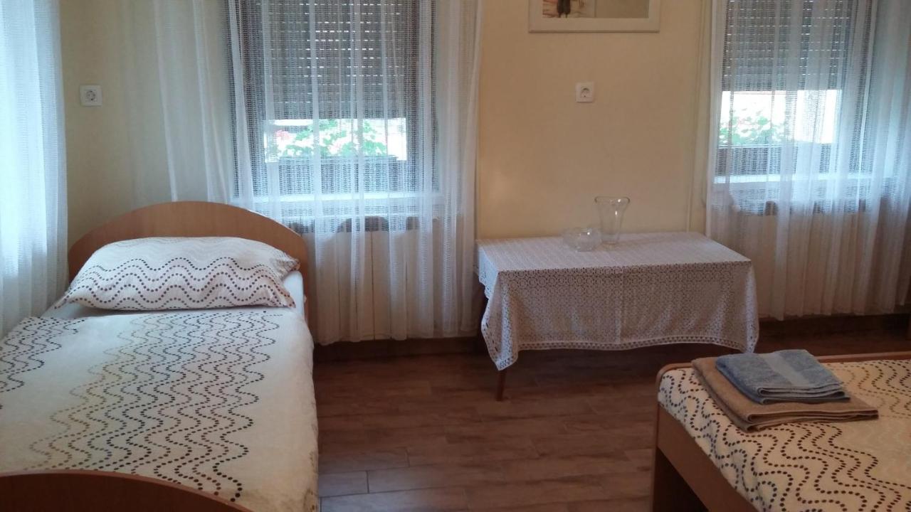 קובאריד Rooms Pri Lovrizu מראה חיצוני תמונה